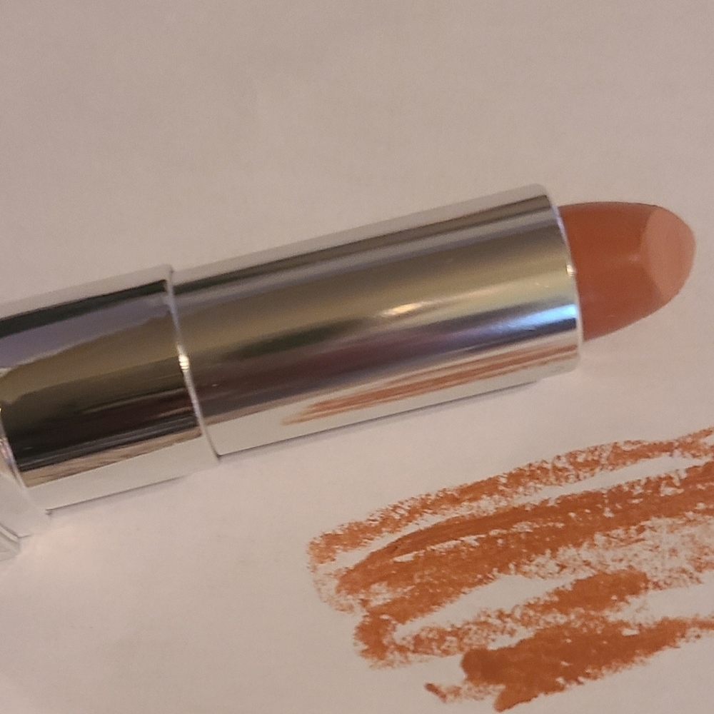 3 for 10🌼 Maybellibe cream lipstick naked dare